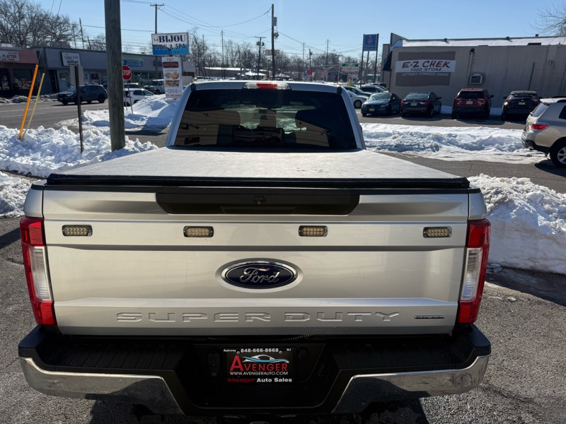 Ford F-250 SD XLT Crew Cab 4WD 2019