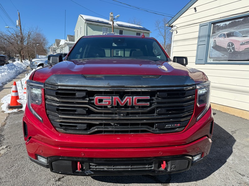 GMC Sierra 1500 AT4 Crew Cab 4WD 2023