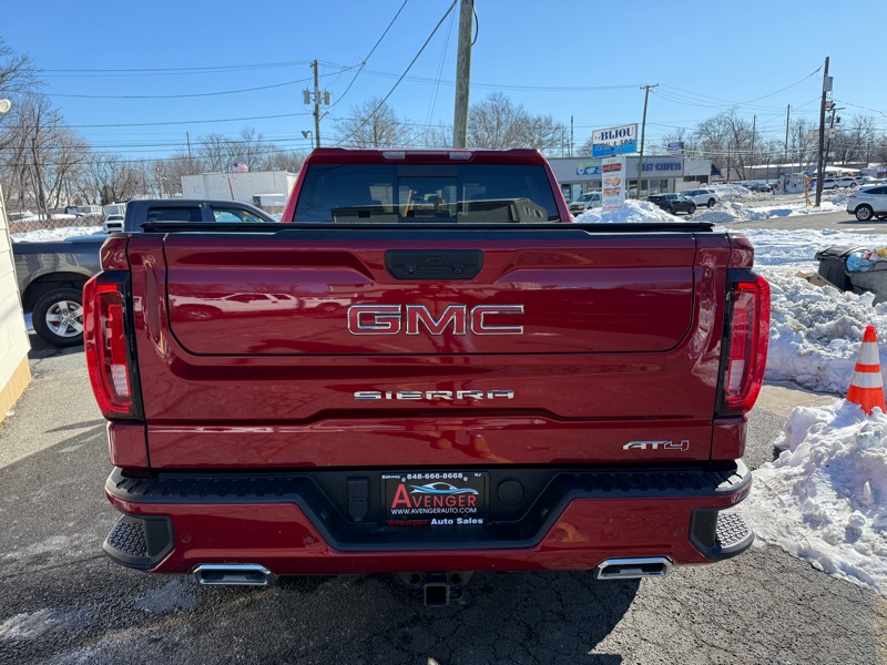 GMC Sierra 1500 AT4 Crew Cab 4WD 2023