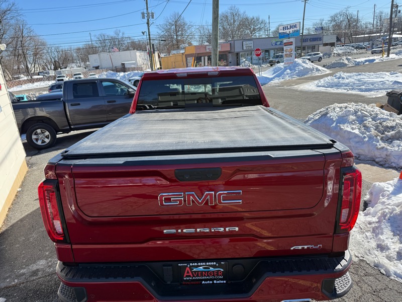 GMC Sierra 1500 AT4 Crew Cab 4WD 2023