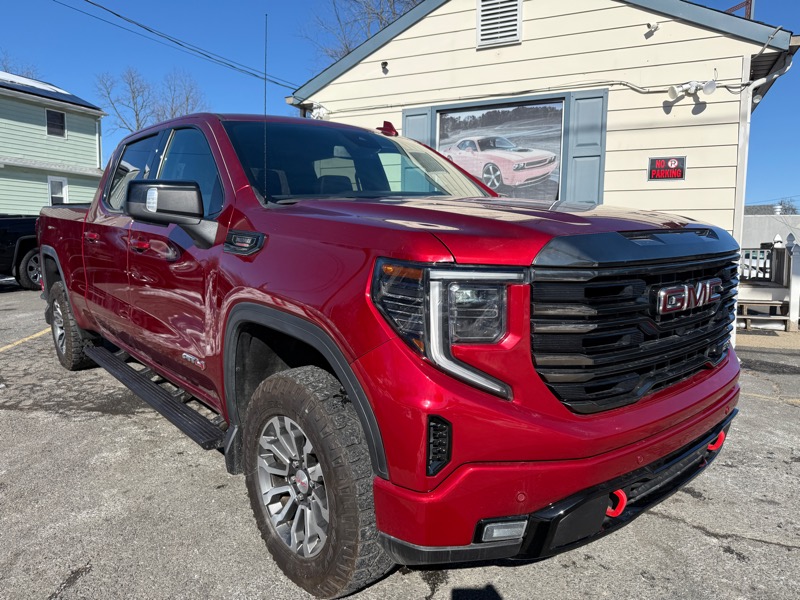 GMC Sierra 1500 AT4 Crew Cab 4WD 2023
