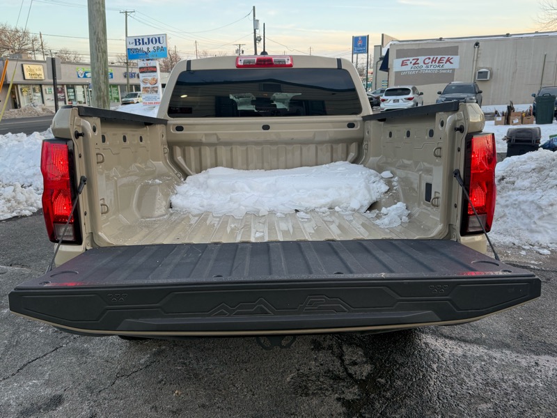 Chevrolet Colorado  2024