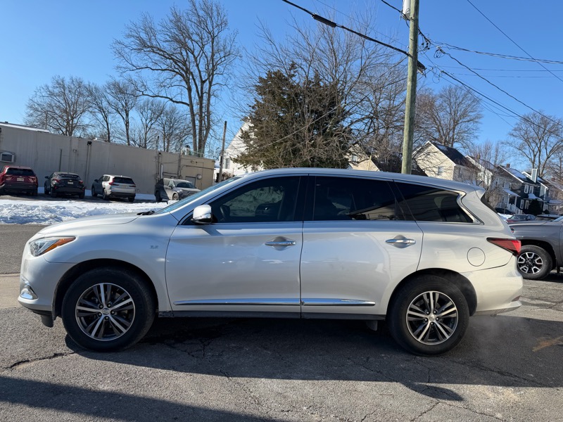 Infiniti QX60 Base AWD 2018