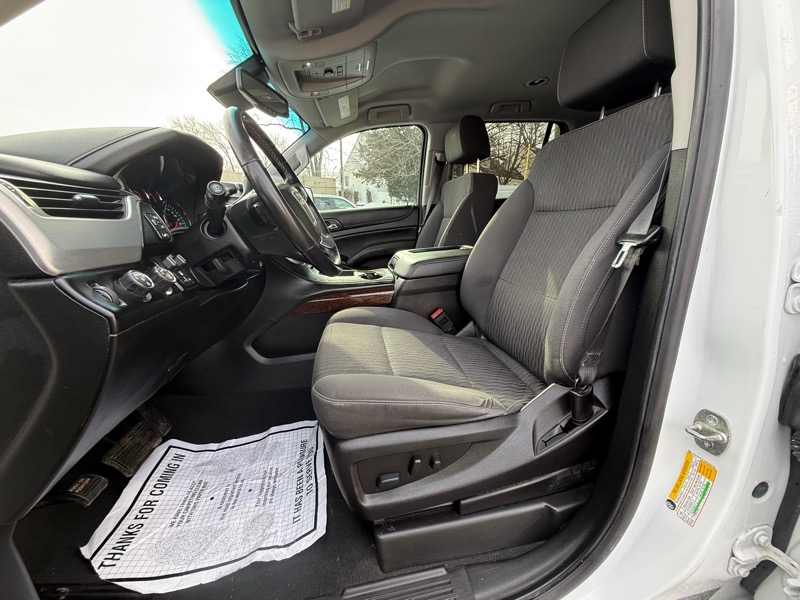 GMC Yukon SLE 4D SUV 4WD 2019