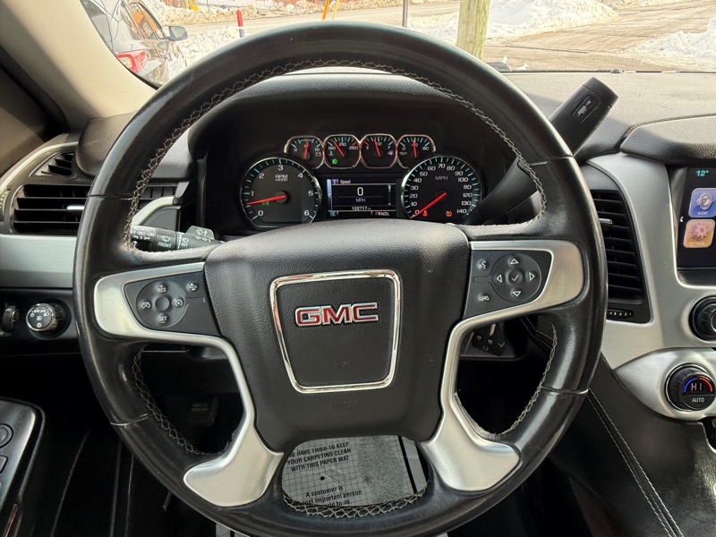 GMC Yukon SLE 4D SUV 4WD 2019