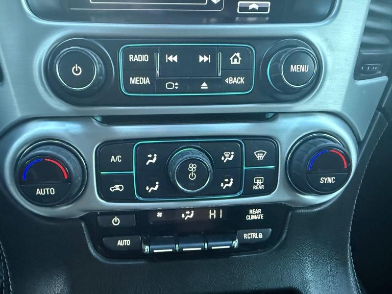 GMC Yukon SLE 4D SUV 4WD 2019