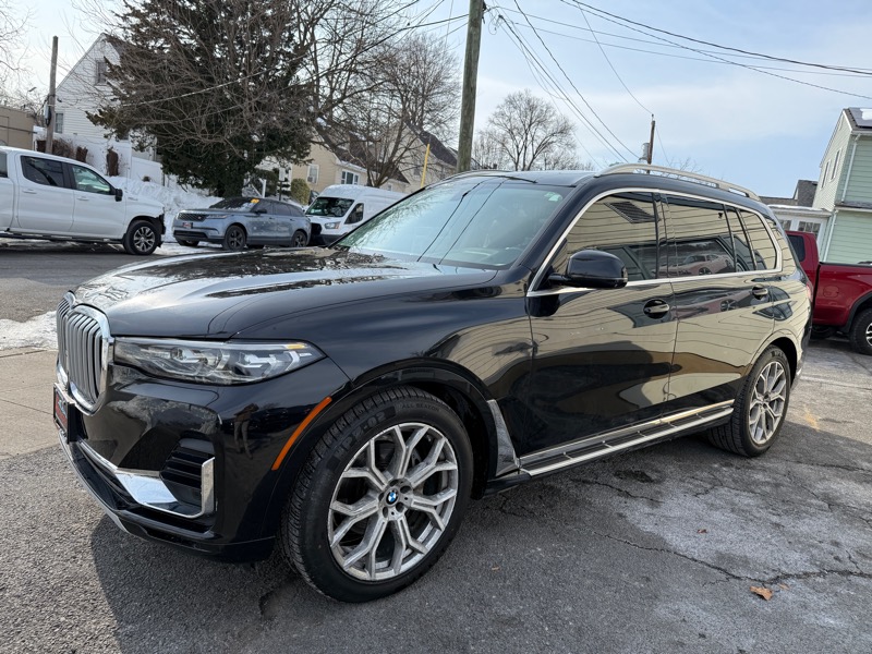 BMW X7 XDrive40i 4D SUV 2021