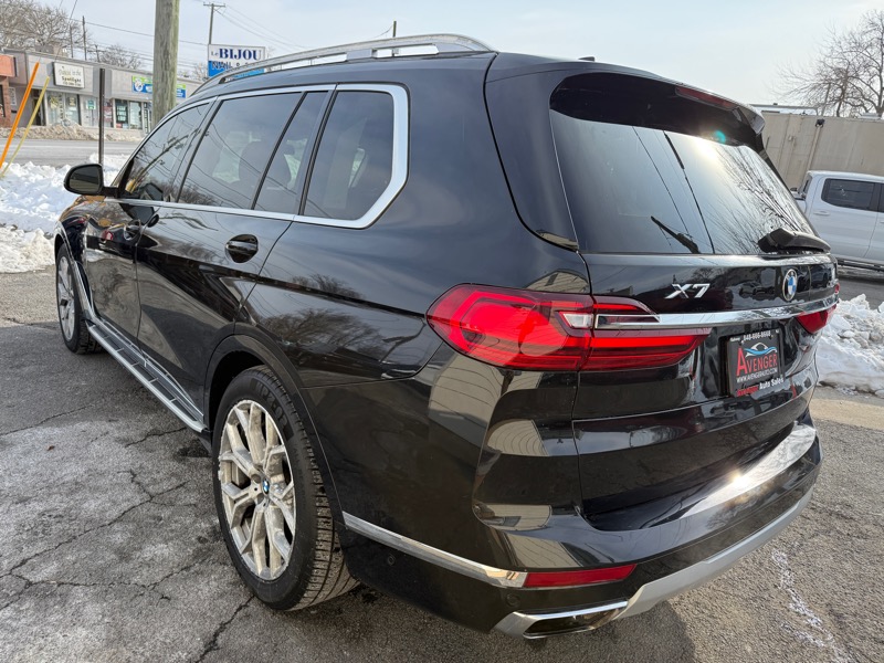 BMW X7 XDrive40i 4D SUV 2021