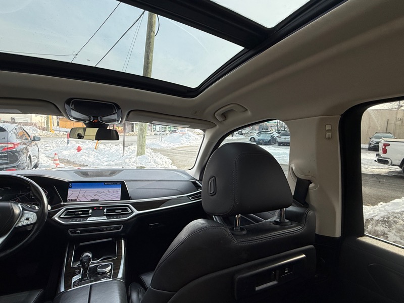 BMW X7 XDrive40i 4D SUV 2021