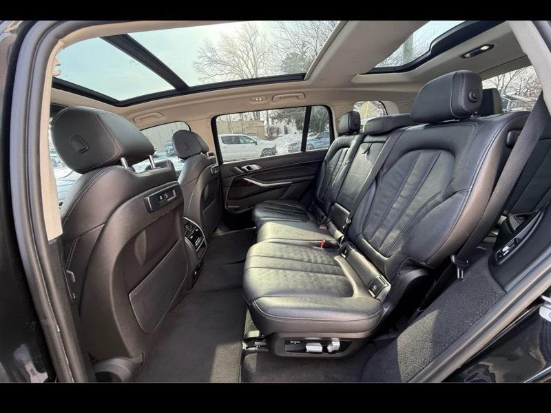 BMW X7 XDrive40i 4D SUV 2021