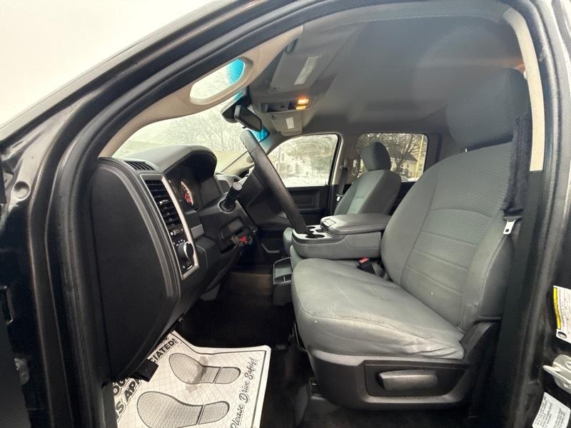 RAM 3500 Tradesman Crew Cab 4WD 2016