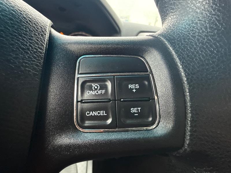 RAM 3500 Tradesman Crew Cab 4WD 2016