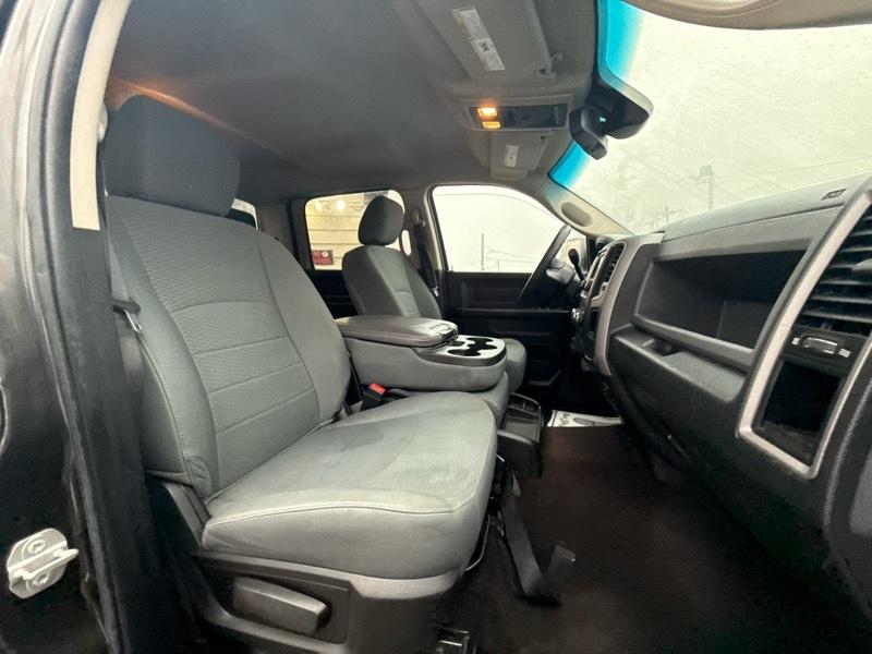 RAM 3500 Tradesman Crew Cab 4WD 2016