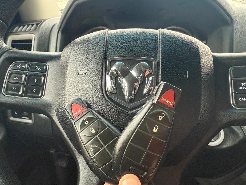 RAM 3500 Tradesman Crew Cab 4WD 2016