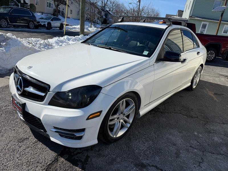 Mercedes-Benz C-Class C300 4MATIC Sport Sedan 2013