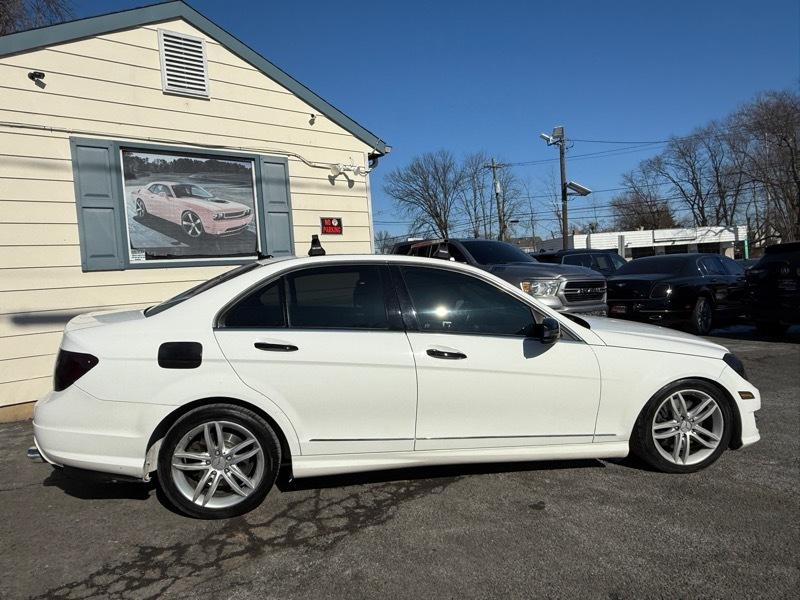 Mercedes-Benz C-Class C300 4MATIC Sport Sedan 2013