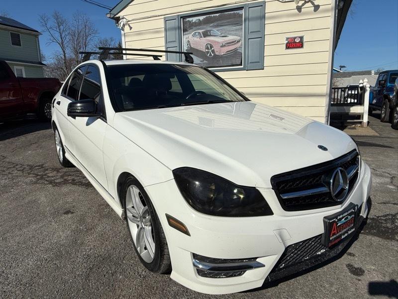 Mercedes-Benz C-Class C300 4MATIC Sport Sedan 2013
