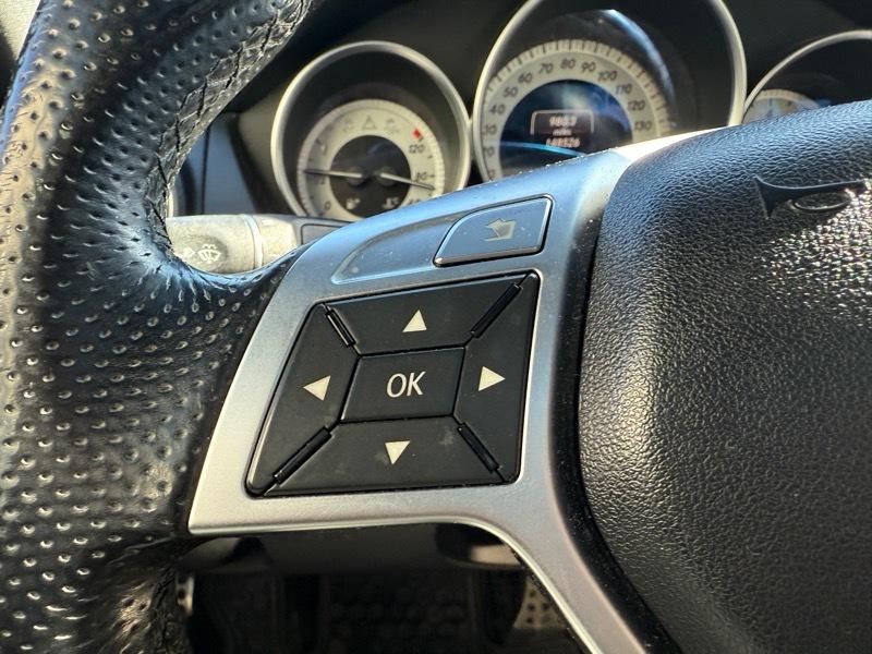 Mercedes-Benz C-Class C300 4MATIC Sport Sedan 2013