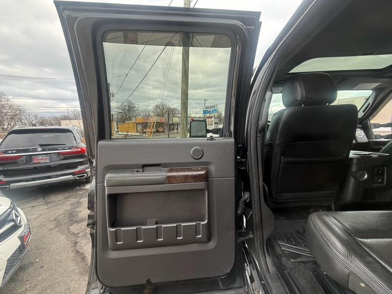 Ford F-350 Super Duty Chassis  2014