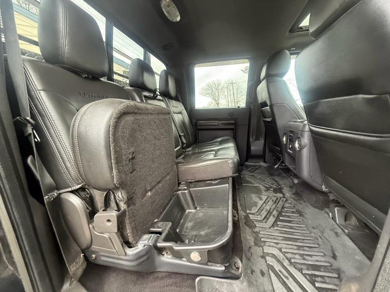 Ford F-350 Super Duty Chassis  2014