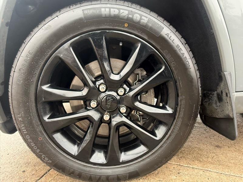 Jeep Grand Cherokee Laredo X 4WD 2021