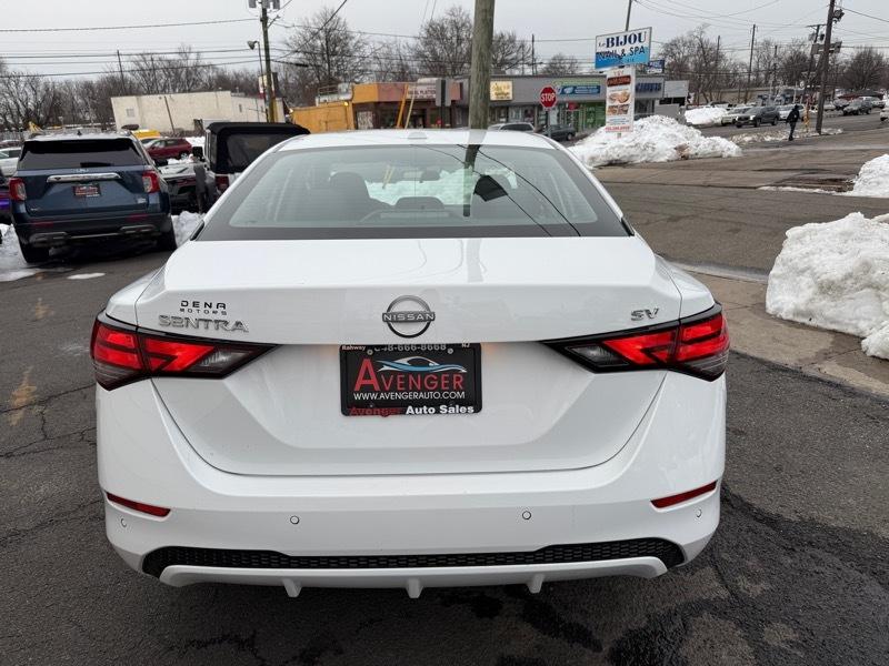 Nissan Sentra SV 2024