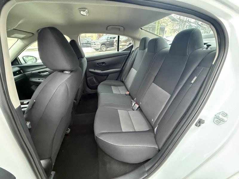 Nissan Sentra SV 2024