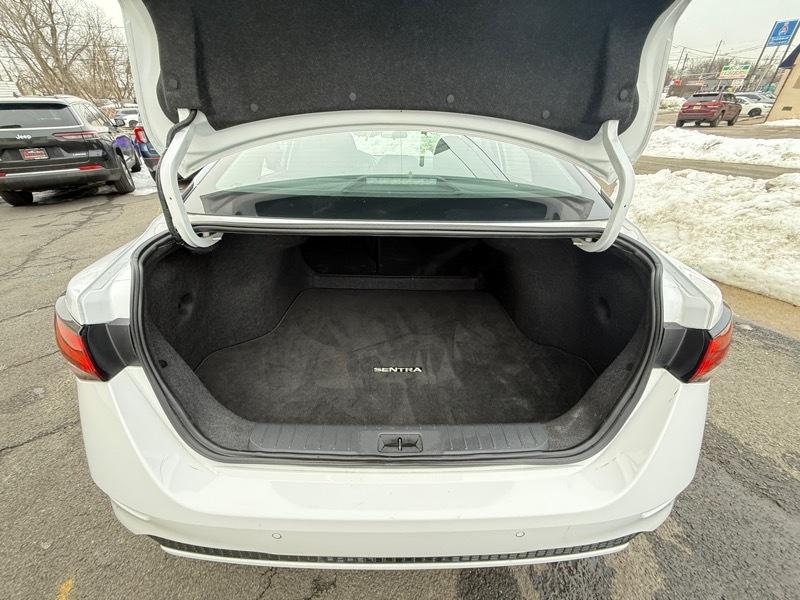 Nissan Sentra SV 2024