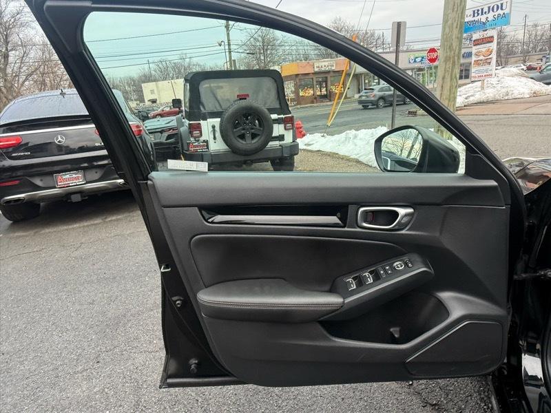 Honda Civic EX-L Hatchback 2023