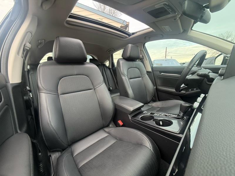 Honda Civic EX-L Hatchback 2023