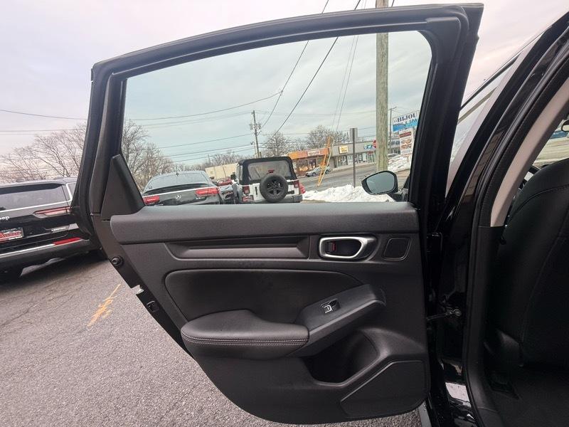 Honda Civic EX-L Hatchback 2023