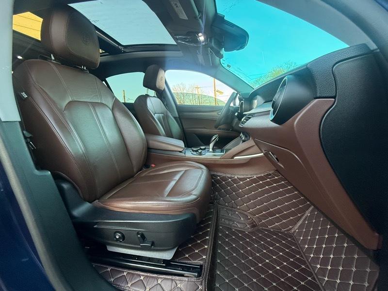 Alfa Romeo Stelvio Ti 4D SUV AWD 2018