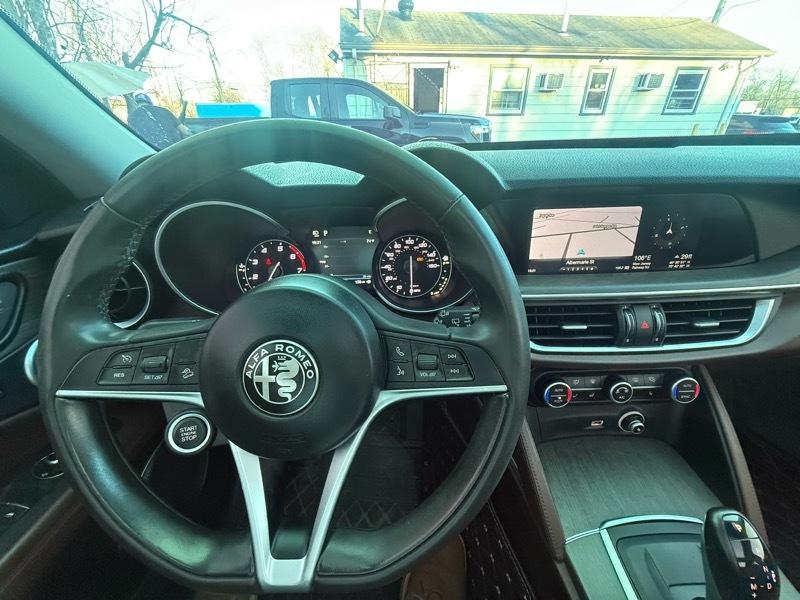 Alfa Romeo Stelvio Ti 4D SUV AWD 2018