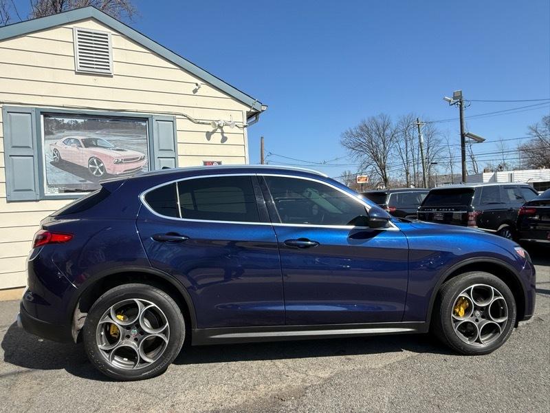 Alfa Romeo Stelvio Ti 4D SUV AWD 2018