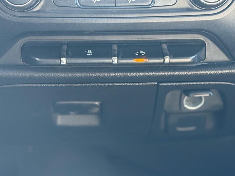 Chevrolet Silverado 3500HD 4WD Double Cab 162" Work Truck 2017