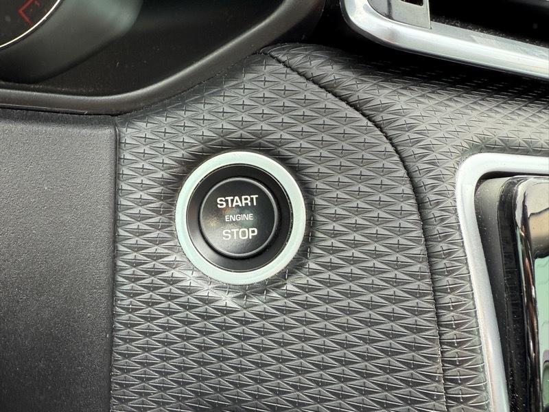 Land Rover Range Rover Velar  2019