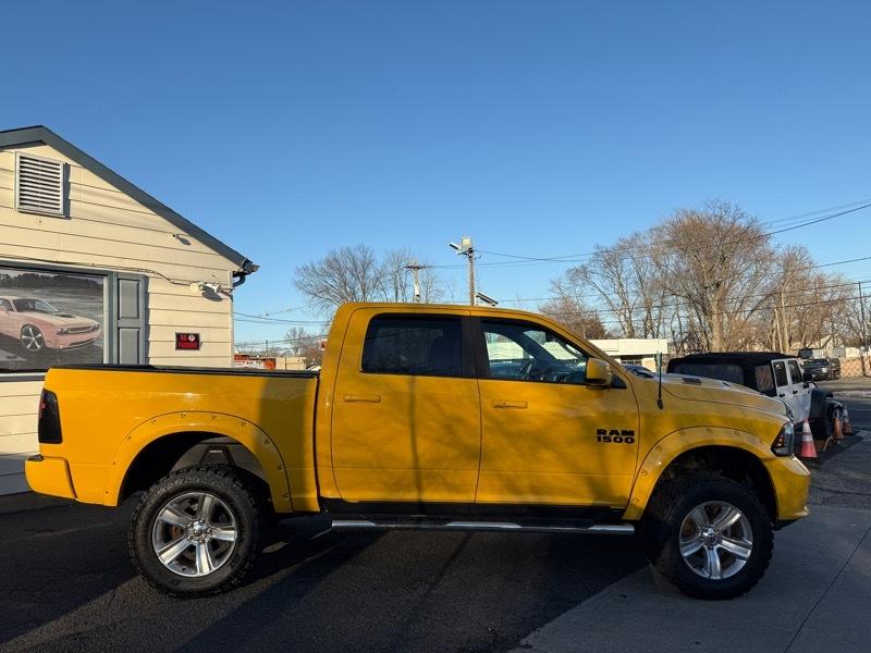 RAM 1500 Sport Crew Cab 4WD 2016