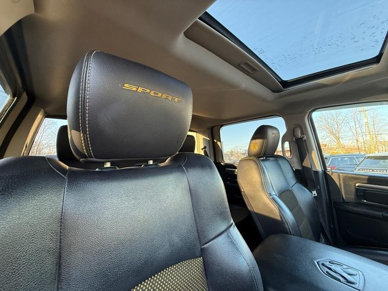 RAM 1500 Sport Crew Cab 4WD 2016