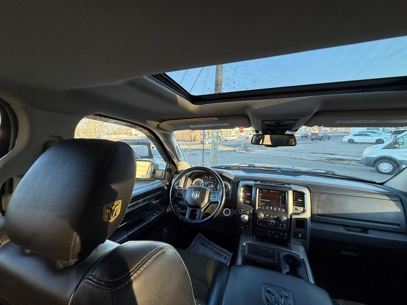 RAM 1500 Sport Crew Cab 4WD 2016