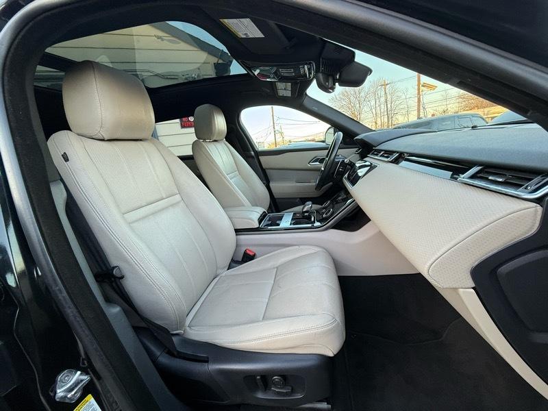 Land Rover Range Rover Velar  2021