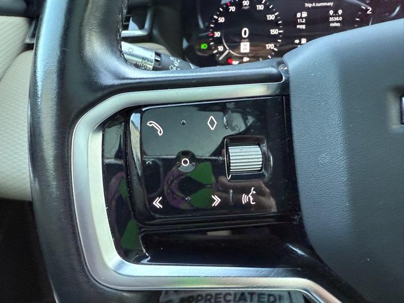 Land Rover Range Rover Velar  2021