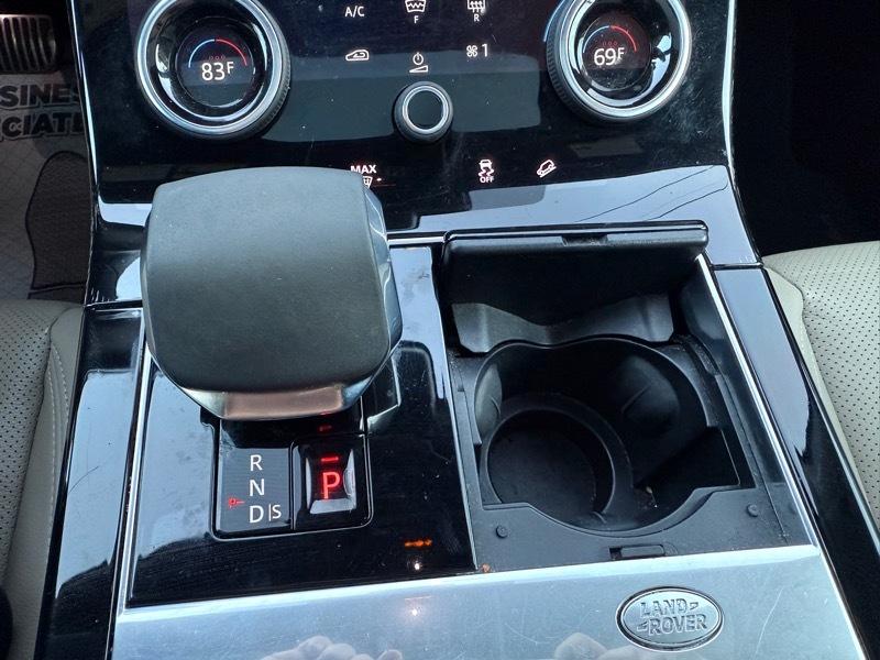 Land Rover Range Rover Velar  2021