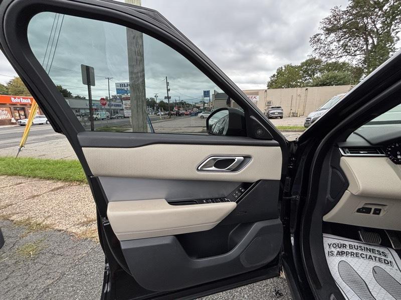 Land Rover Range Rover Velar  2021