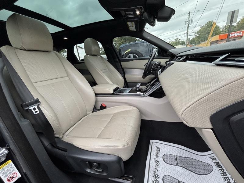 Land Rover Range Rover Velar  2021