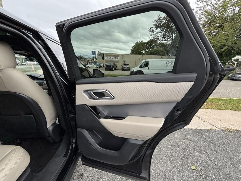 Land Rover Range Rover Velar  2021