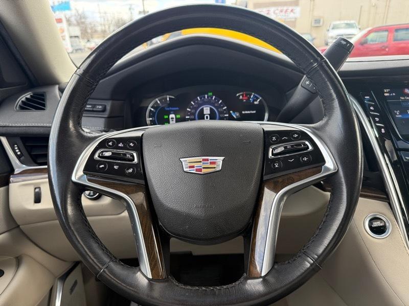 Cadillac Escalade Luxury 4D SUV 4WD 2018