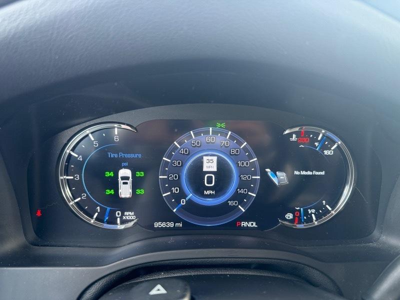 Cadillac Escalade Luxury 4D SUV 4WD 2018