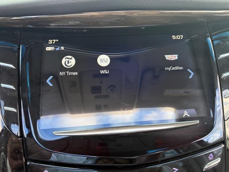 Cadillac Escalade Luxury 4D SUV 4WD 2018