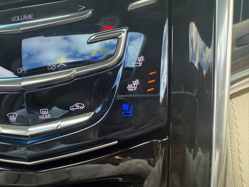 Cadillac Escalade Luxury 4D SUV 4WD 2018