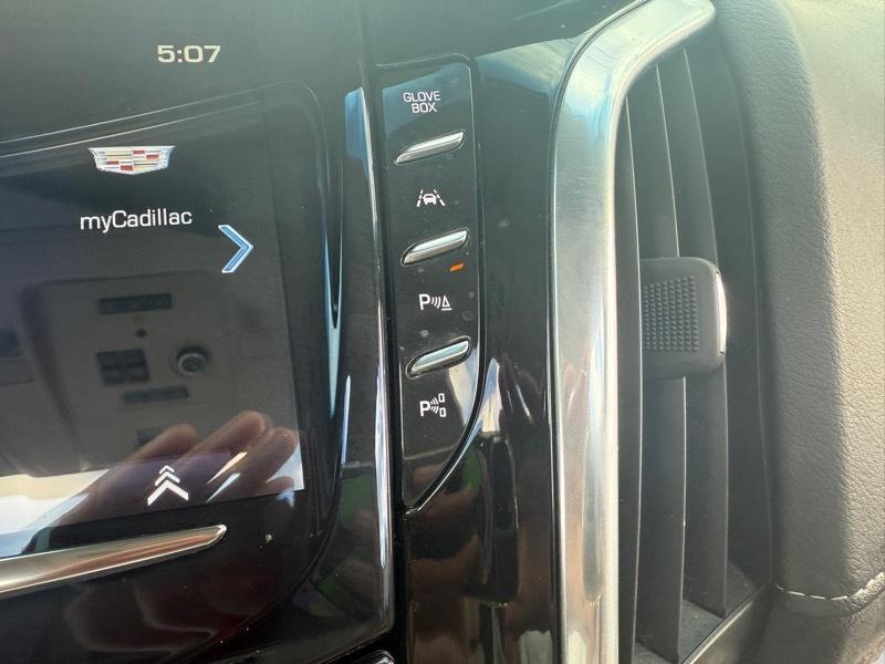 Cadillac Escalade Luxury 4D SUV 4WD 2018